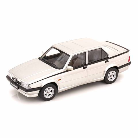 Alfa Romeo 75 Silver No reviews
