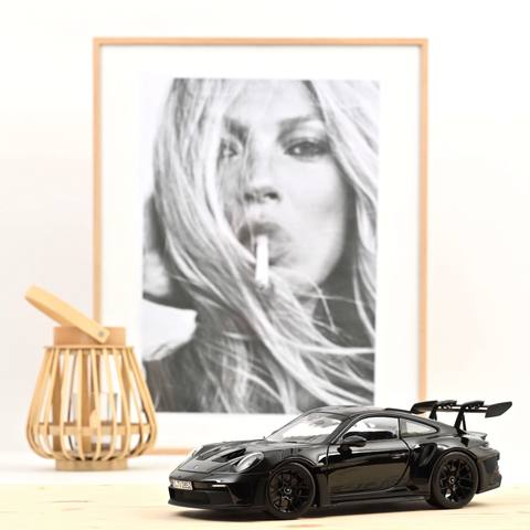 Porsche 911 GT3 RS 2022 Black - 400pcs