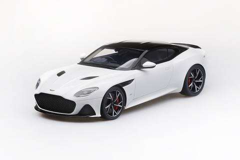 DBS Supperleggera Stratus