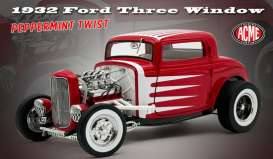 1932 Ford Three Window *Peppermint Twist*, red