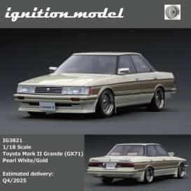 Mark II Grande (GX71), pearl white/gold