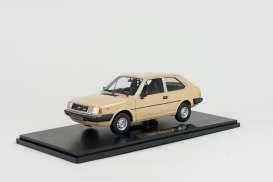 Volvo 343, yellow-beige