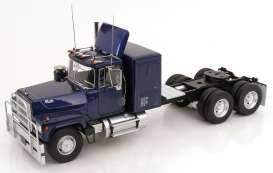 Mack RL 700L