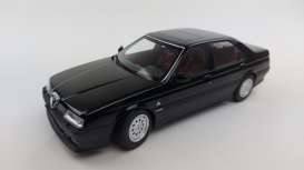 164 Q4, black with dark red interior