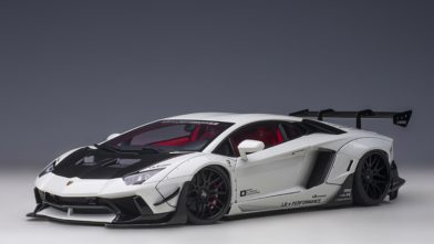 Walk LB-Works Lamborghini Aventador Limited Edition