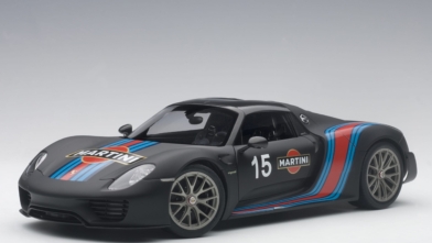 918 Spyder Weissach Package