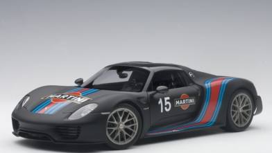 918 Spyder Weissach Package