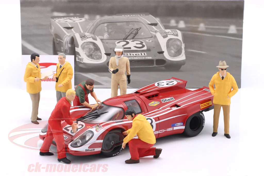 917K #23 / Figuma
