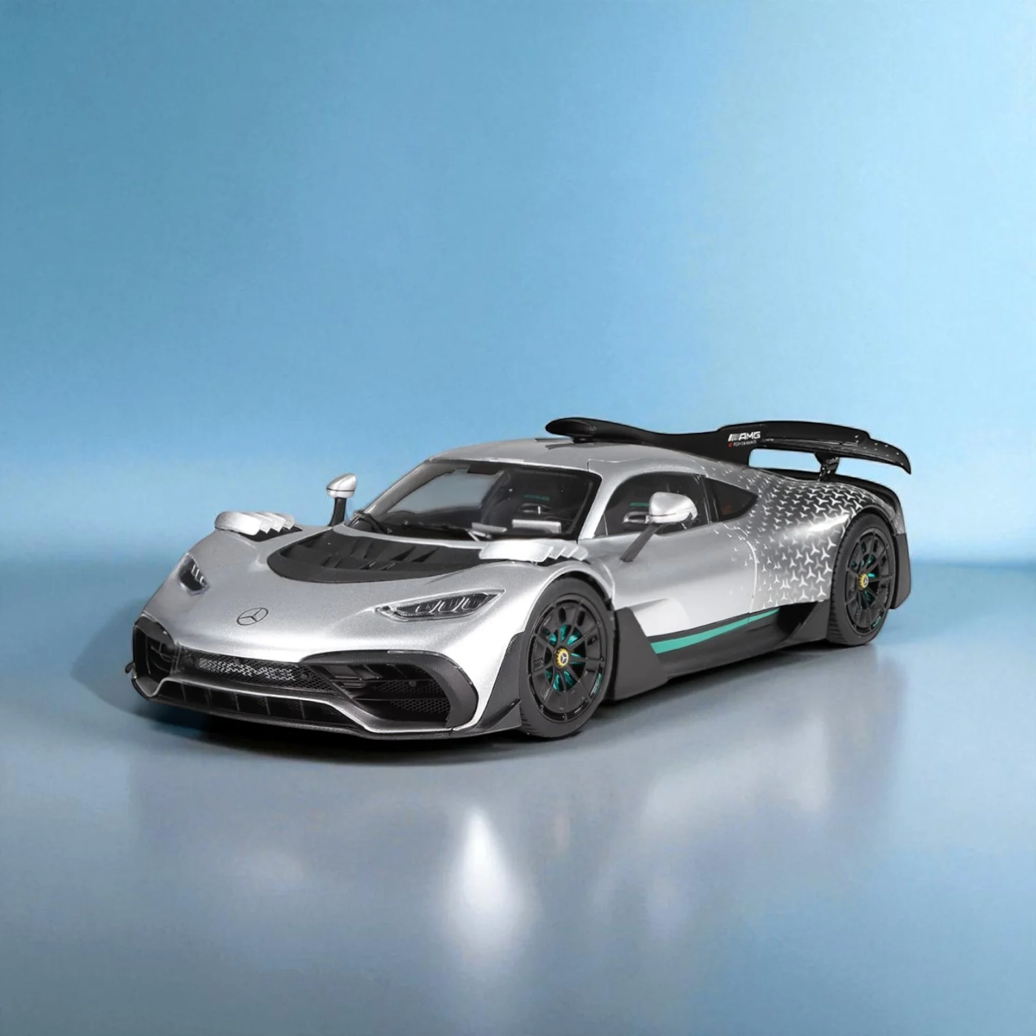 AMG ONE "race" with stars