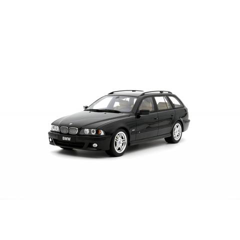 E39 540 Touring M-Pack Black Saphire Metallic 475