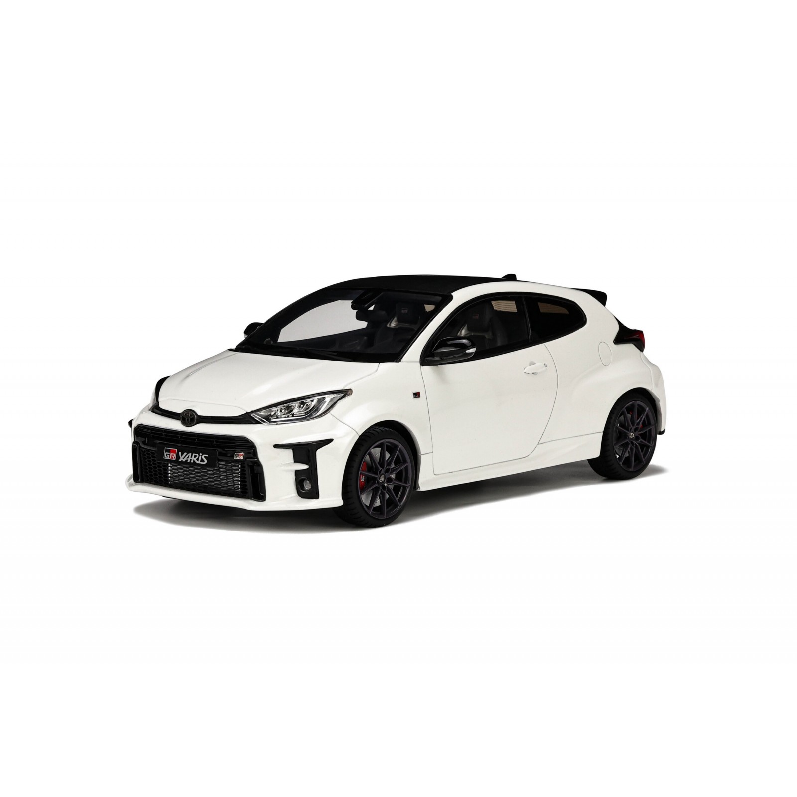 Yaris GR Platinum White Pearl 089